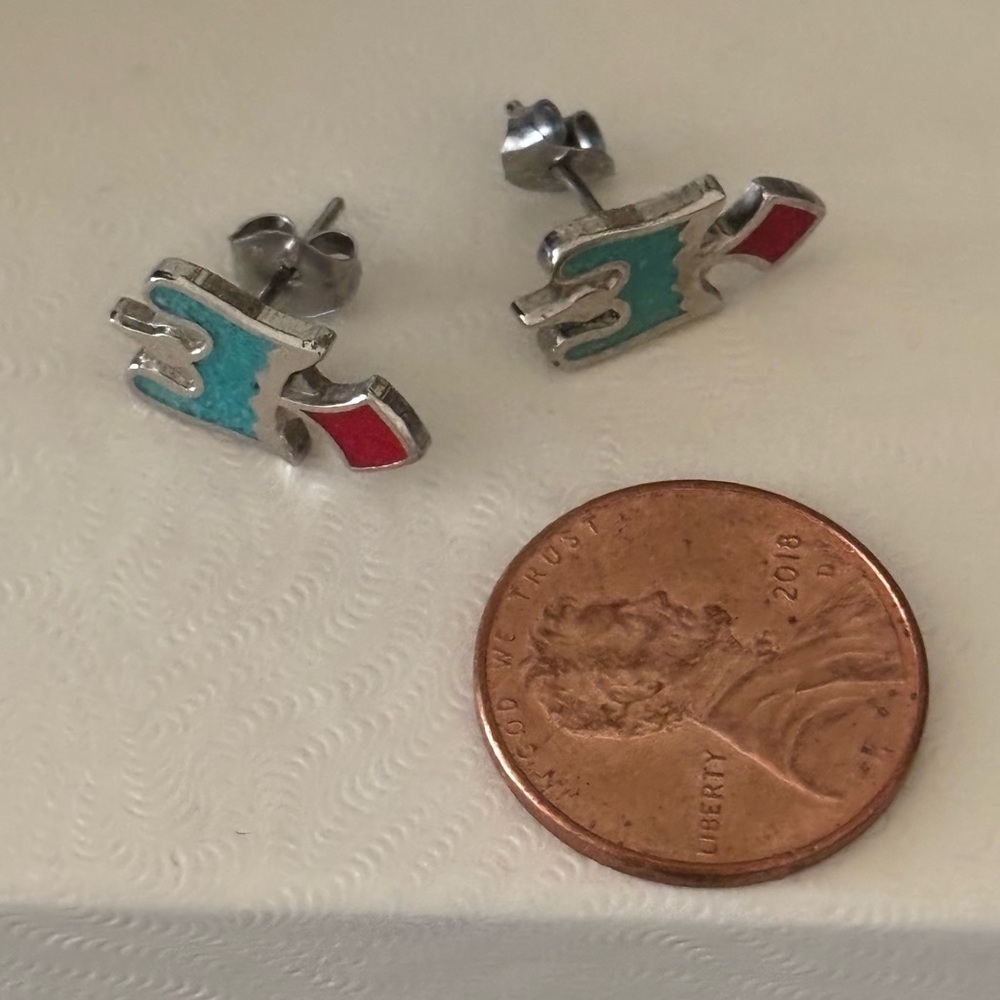 Native American design earrings. - Picture 4 of 9